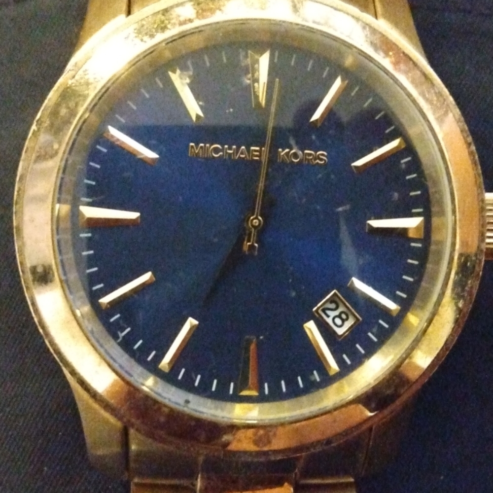 Watch - Picture 2 of 2